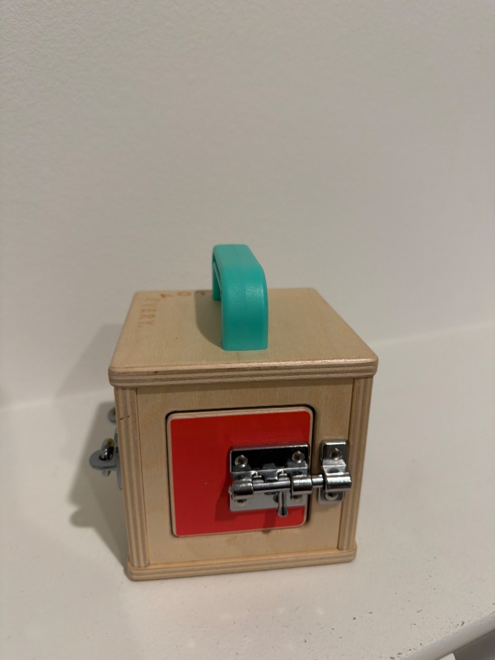 Lovevery The Lockbox - Picture 4 of 6